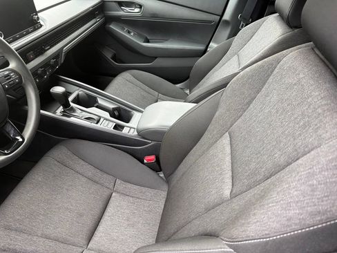Used 2025 Honda Accord LX image 5