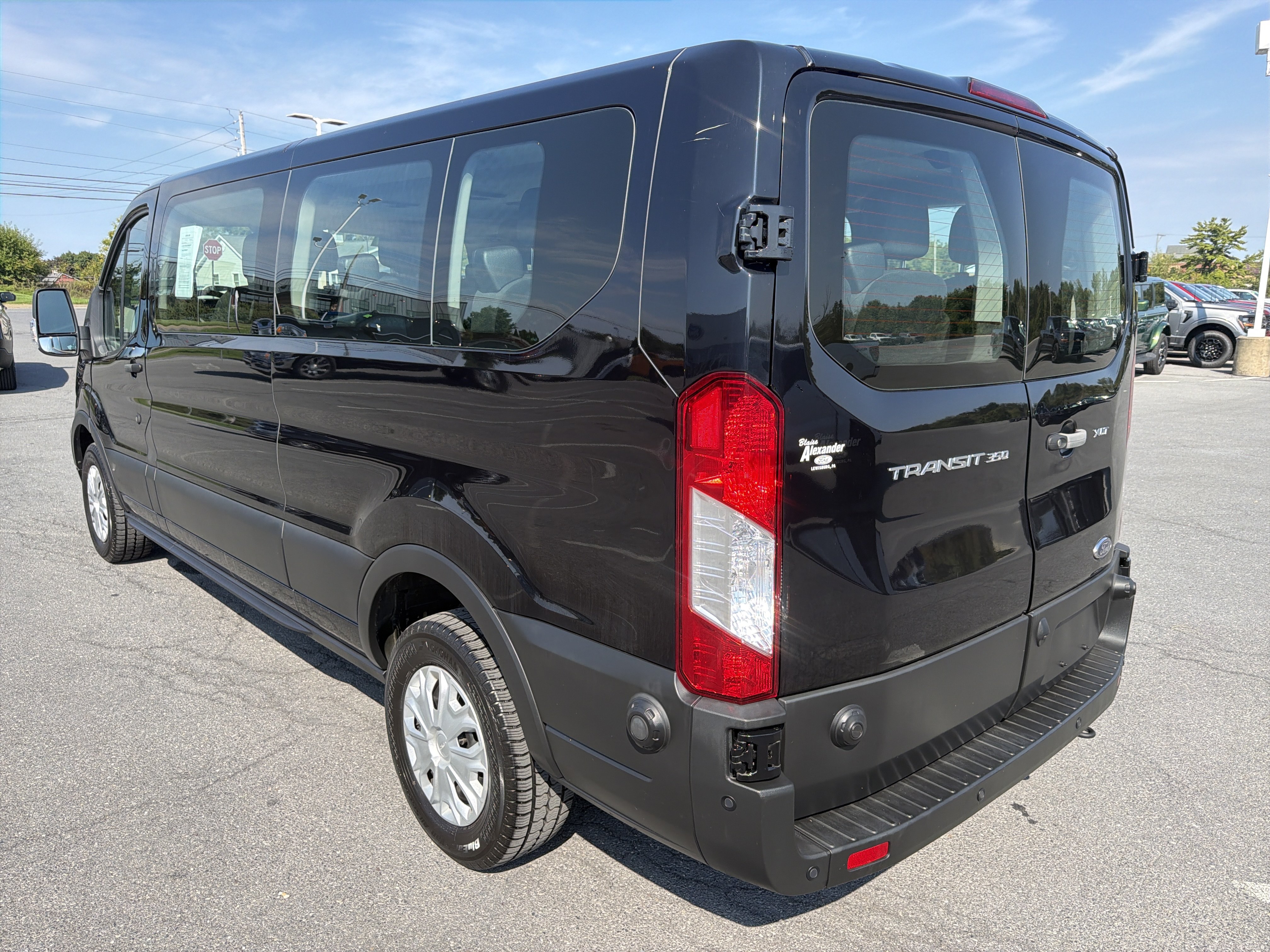 Used 2024 Ford Transit 350 XLT RWD image 6