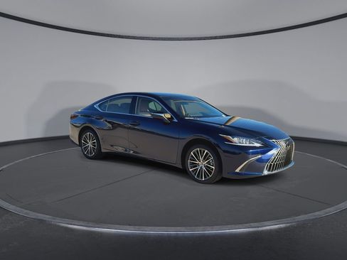 Used 2025 Lexus ES 350 w/ Premium Package FWD image 2
