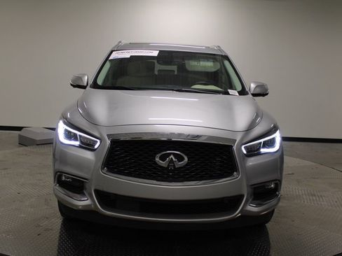 Used 2020 INFINITI QX60 Luxe w/ Essential Package image 17