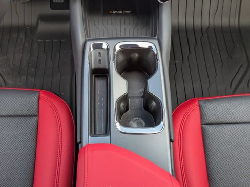 New 2026 Chevrolet Equinox EV RS image 6