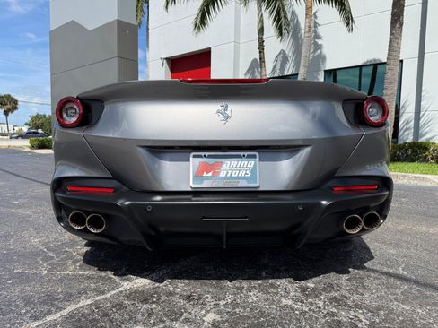 Used 2022 Ferrari Portofino M RWD image 14