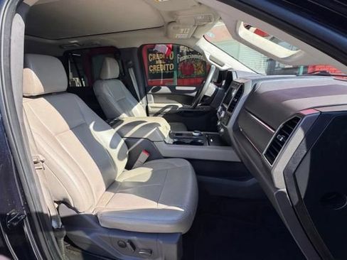 Used 2021 Ford Expedition XLT RWD image 17