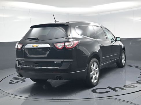 Used 2017 Chevrolet Traverse Premier image 9