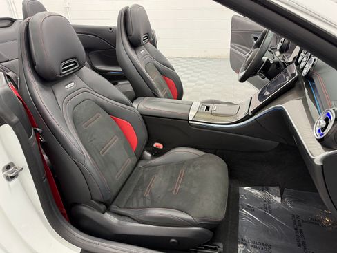Used 2025 Mercedes-Benz CLE 53 AMG 4MATIC Cabriolet image 25