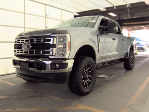 Used 2024 Ford F250 XLT w/ FX4 Off-Road Package AWD/4WD image 1