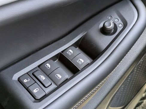 New 2026 Jeep Grand Cherokee L 4WD image 24