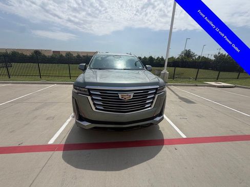 Used 2023 Cadillac Escalade ESV Premium Luxury Platinum AWD/4WD image 10