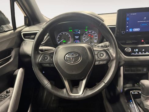 Used 2024 Toyota Corolla Cross AWD Hybrid image 13