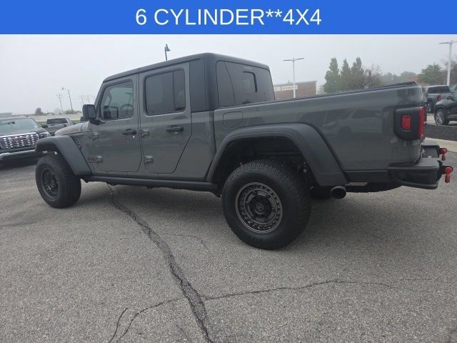 Used 2022 Jeep Gladiator Rubicon w/ Cold Weather Group AWD/4WD image 16