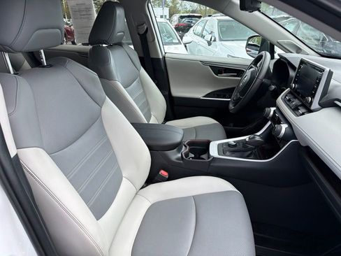 Used 2021 Toyota RAV4 Limited AWD/4WD image 13