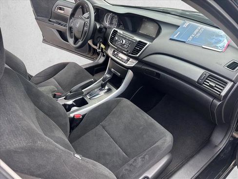 Used 2013 Honda Accord LX image 15