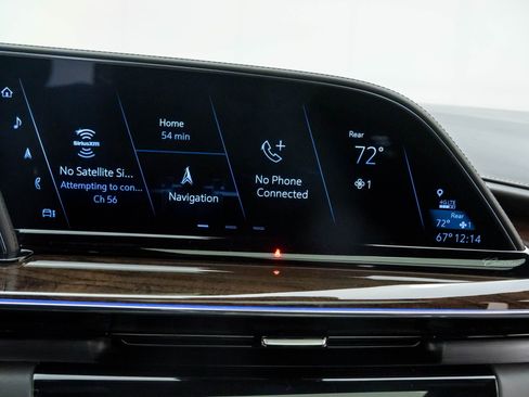 Used 2021 Cadillac Escalade Sport Platinum w/ LPO, ONYX Package image 25