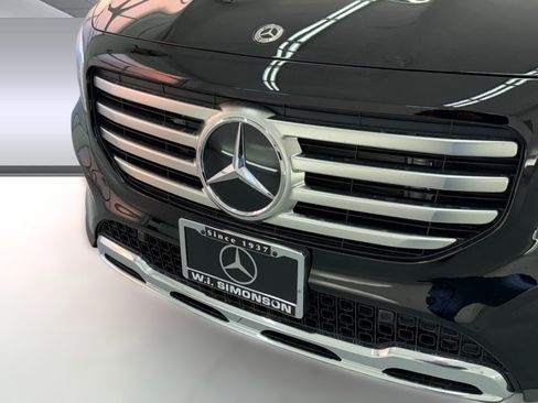 New 2026 Mercedes-Benz GLB 250 image 17