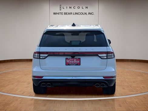 Used 2025 Lincoln Aviator Reserve w/ Equipment Group 201A image 6