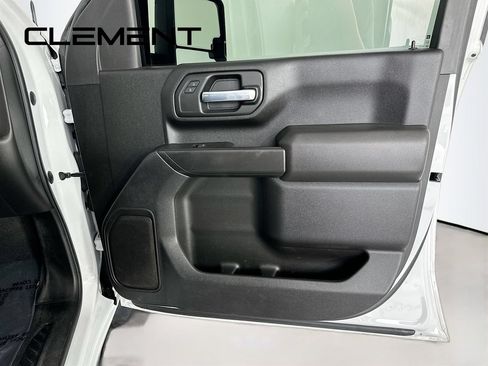 Used 2024 Chevrolet Silverado 2500 Custom w/ Custom Convenience Package AWD/4WD image 31