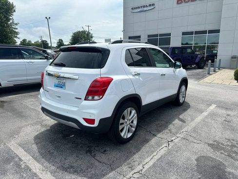Used 2018 Chevrolet Trax Premier AWD/4WD image 3