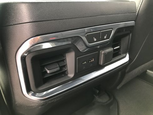 Used 2021 GMC Sierra 1500 AT4 w/ AT4 Value Package AWD/4WD image 27