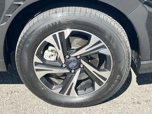 Used 2025 Subaru Crosstrek 2.5i Premium AWD/4WD image 28