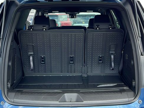 New 2025 Chevrolet Tahoe LS image 12