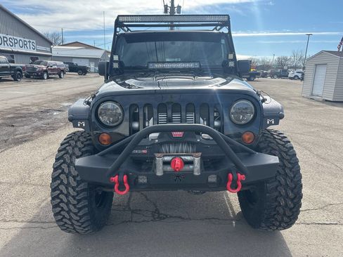 Used 2013 Jeep Wrangler Unlimited Rubicon image 8