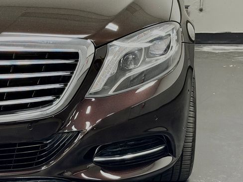 Used 2015 Mercedes-Benz S 550 Sedan image 8