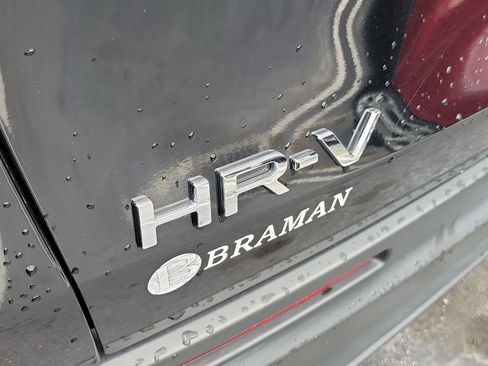Certified 2024 Honda HR-V LX image 5
