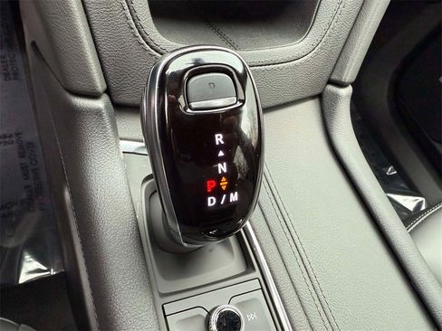 Used 2024 Cadillac XT6 Sport image 26