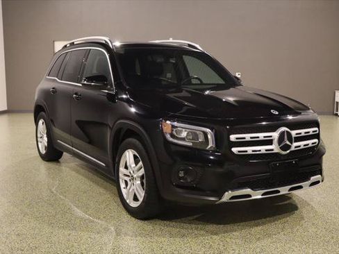 Used 2021 Mercedes-Benz GLB 250 4MATIC image 1