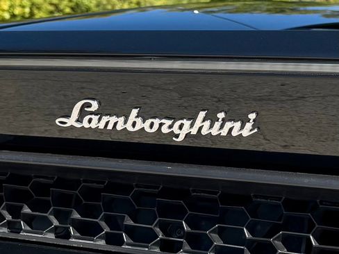 Used 2017 Lamborghini Huracan LP 610-4 image 77
