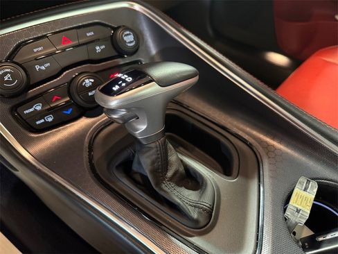 Used 2016 Dodge Challenger R/T Plus image 20