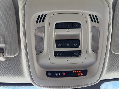 Certified 2023 Buick Envision Avenir image 12