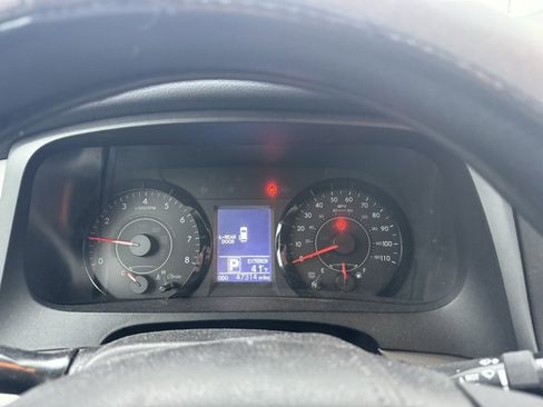 Used 2017 Toyota Sienna LE image 12