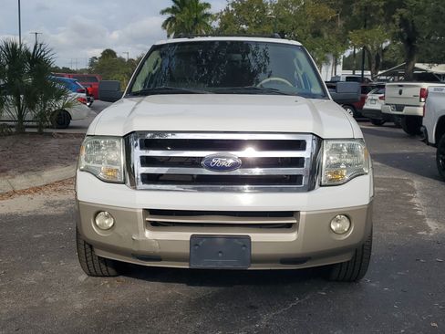 Used 2010 Ford Expedition Eddie Bauer image 2