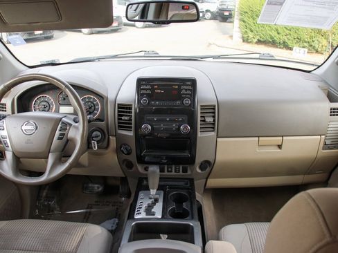 Used 2013 Nissan Titan SV w/ SV Value Truck Pkg image 24