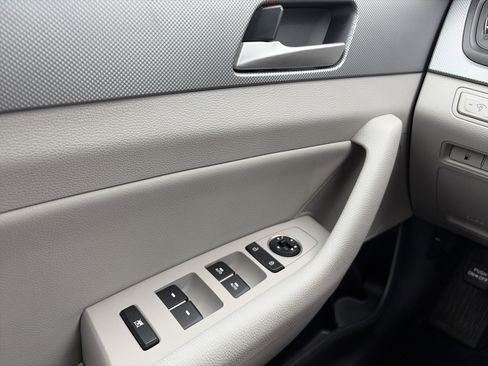 Used 2019 Hyundai Sonata SEL image 23