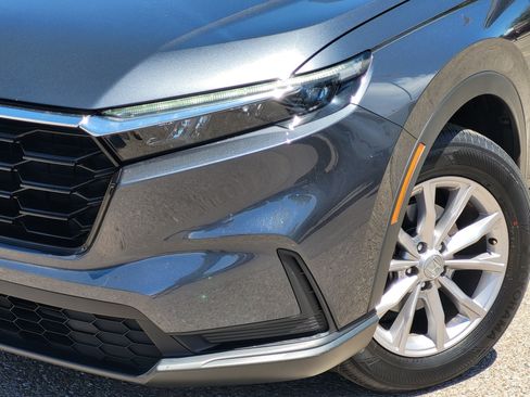 Used 2024 Honda CR-V EX image 8