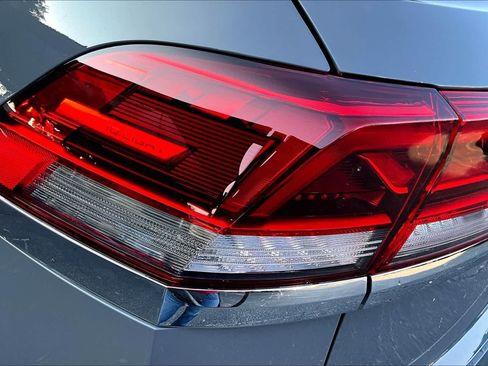 New 2026 Volkswagen Atlas Cross Sport SE FWD image 14