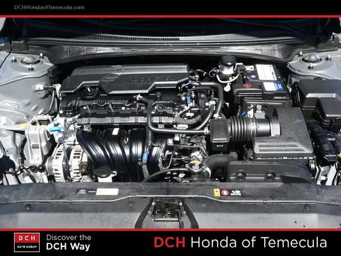 Used 2025 Hyundai Elantra Sport FWD image 24