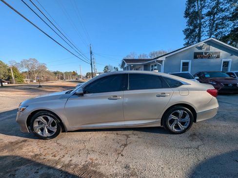 Used 2018 Honda Accord EX-L image 3