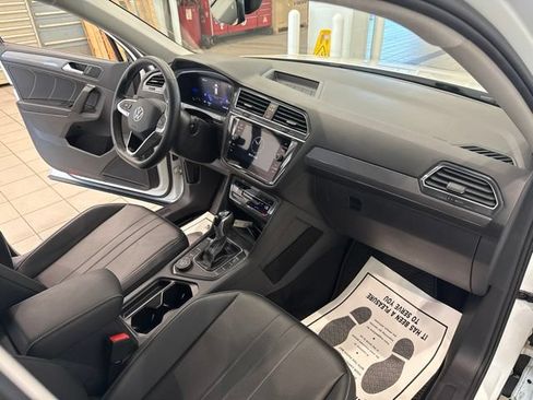 Certified 2023 Volkswagen Tiguan SE AWD/4WD image 21