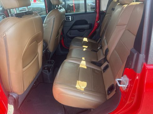 Used 2021 Jeep Gladiator Overland w/ Popular Equipment Package AWD/4WD image 11