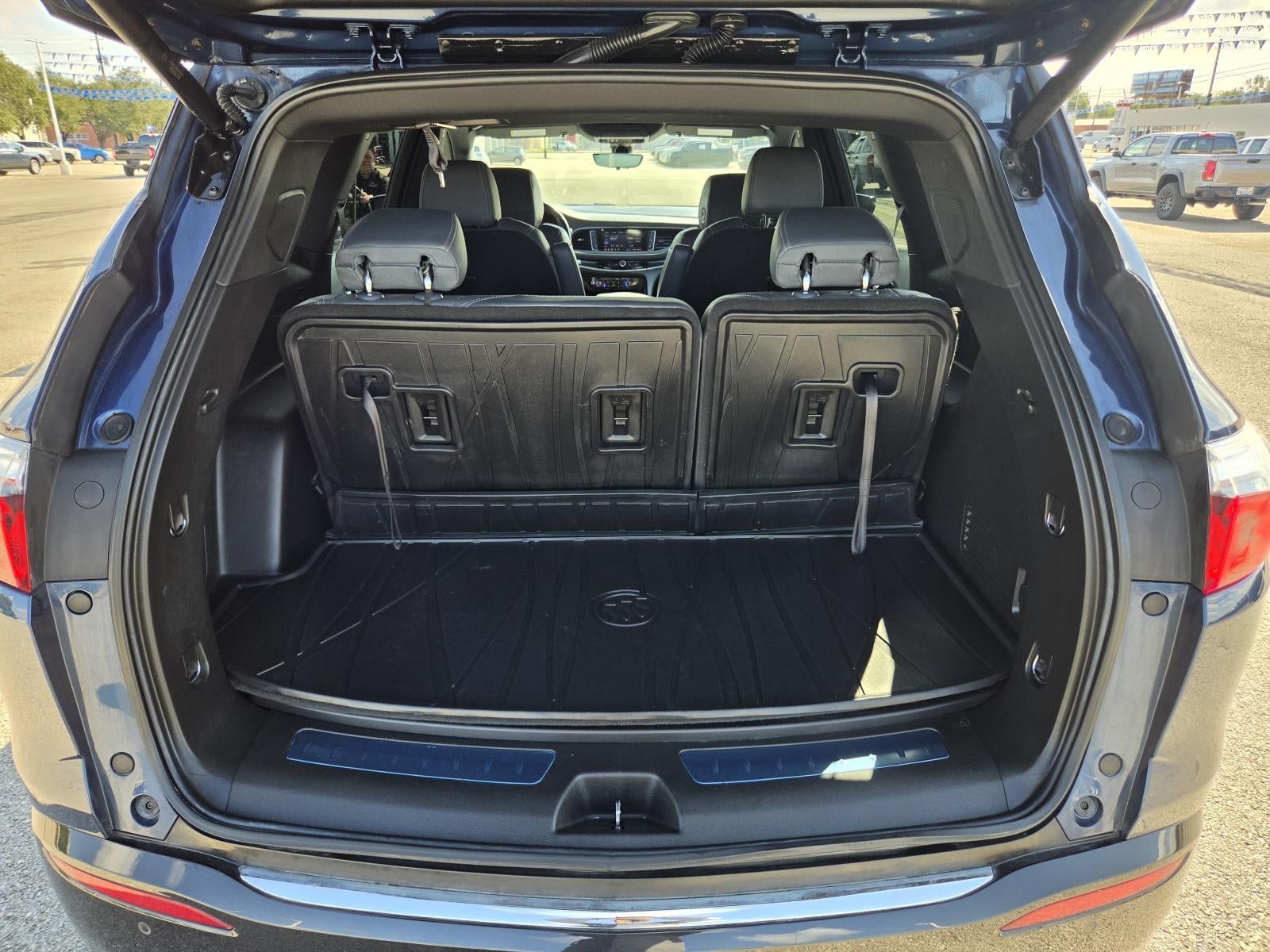 Certified 2023 Buick Enclave Premium w/ Experience Buick Package FWD image 12
