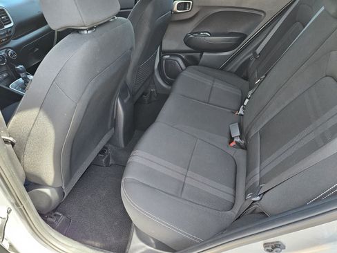 Used 2022 Hyundai Venue SEL w/ Cargo Package FWD image 27