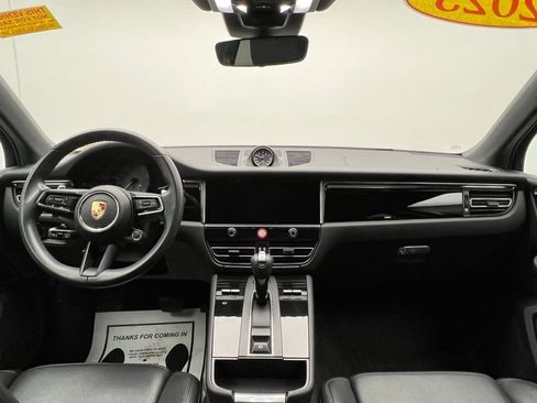 Used 2023 Porsche Macan S image 6