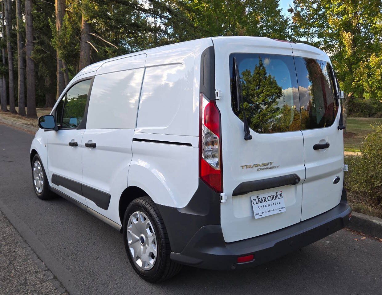 Used 2016 Ford Transit Connect XL FWD image 8