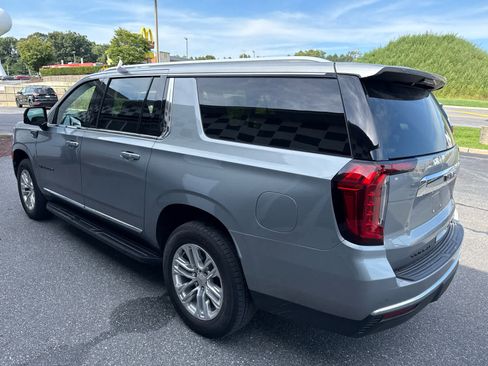 Used 2024 GMC Yukon XL SLT w/ SLT Premium Package AWD/4WD image 6