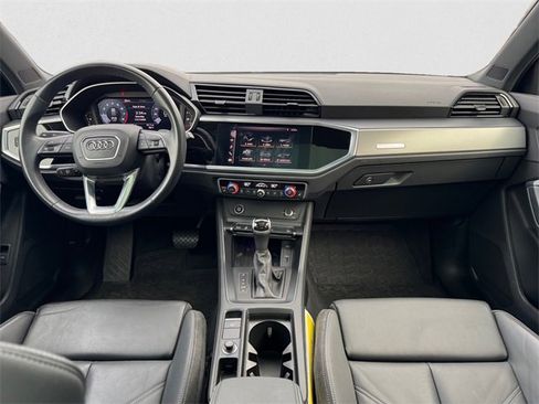 Used 2021 Audi Q3 2.0T Premium Plus w/ Premium Plus Package image 12