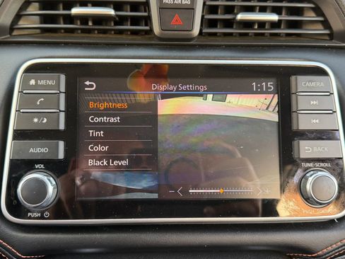 Used 2020 Nissan Versa SR FWD image 14