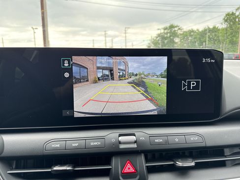 Used 2025 Kia K4 FWD image 26